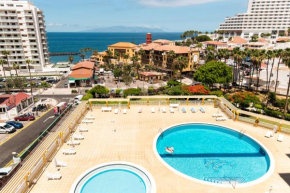 BEACH APT WITH SEA VIEW & POOL, 50 STEPS TO THE SEA